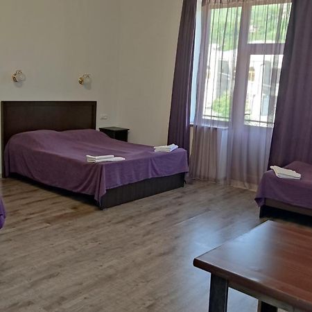 Mthnadzor Hotel Goris Exterior foto