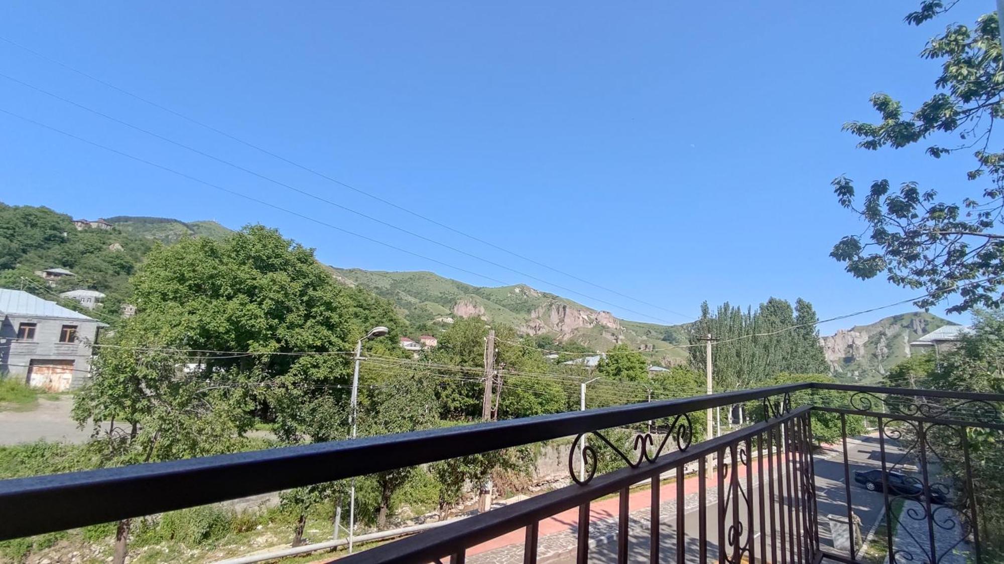 Mthnadzor Hotel Goris Exterior foto