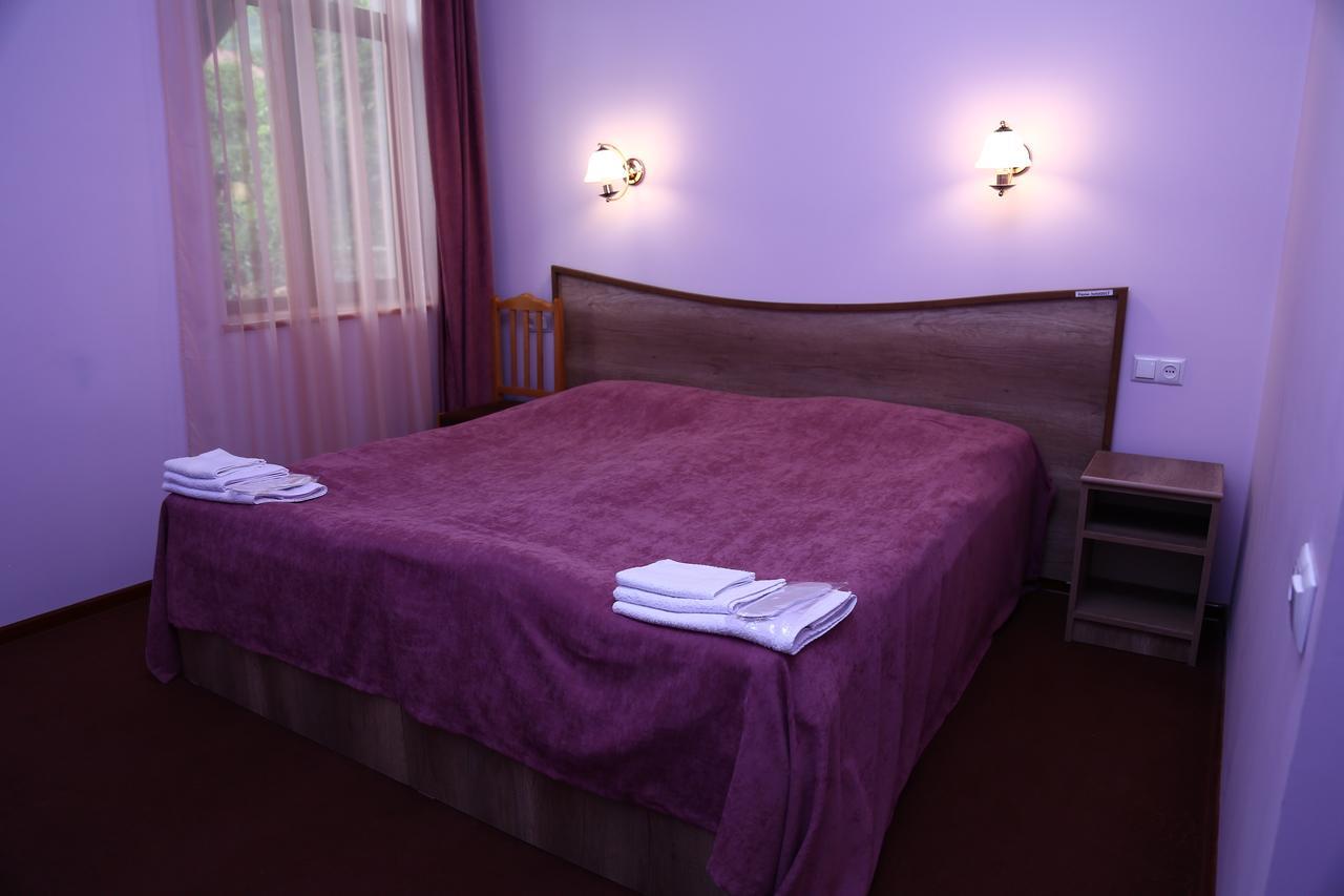 Mthnadzor Hotel Goris Exterior foto